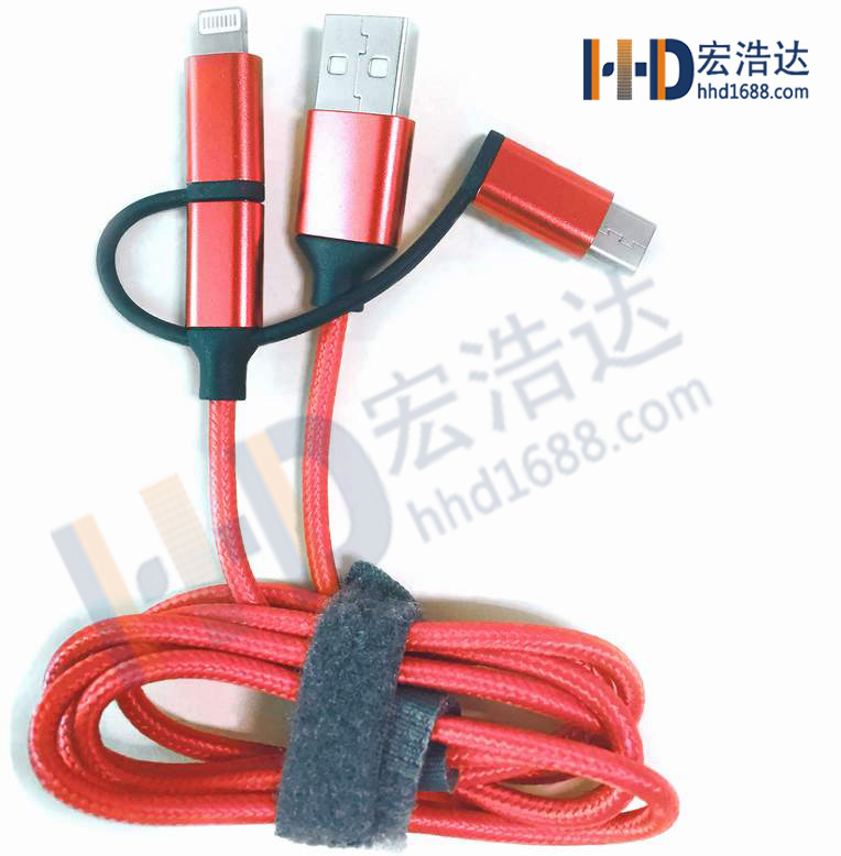 連接數(shù)據(jù)線的充電器